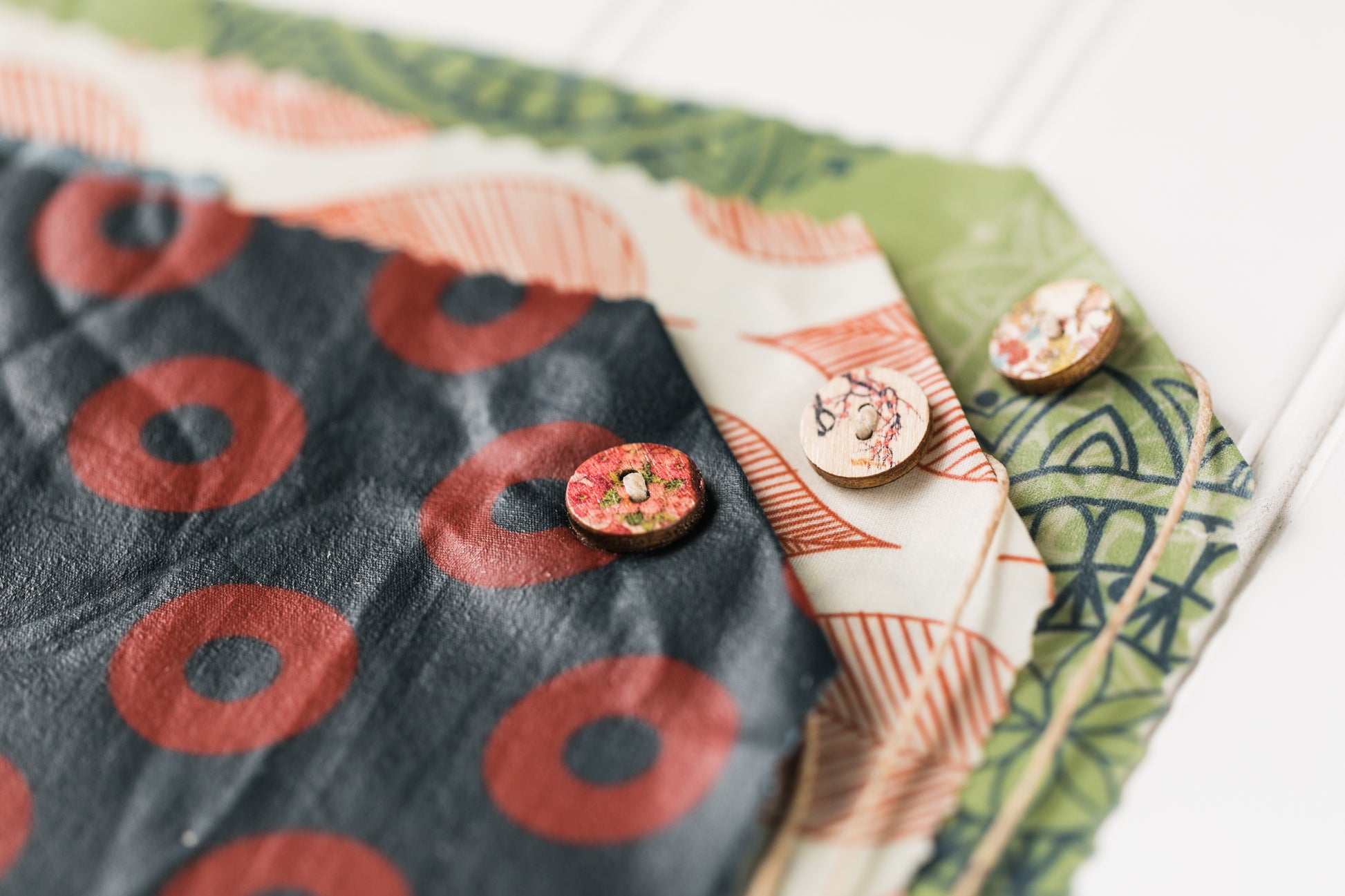 Scarlet Leaves Wrap Collection 